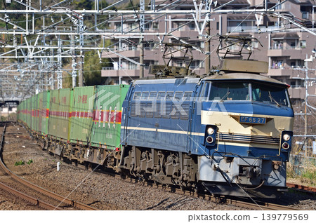 Tokaido Main Line Manazuru JR Freight EF66-27 (Suita) Tokaido Main Line Manazuru JR Freight EF66-27 (Suita) 139779569