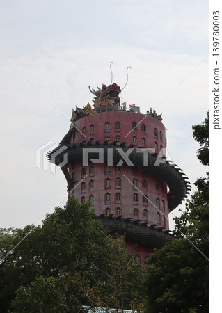 Dragon-Sculpted Building with Traditional Architecture 139780003