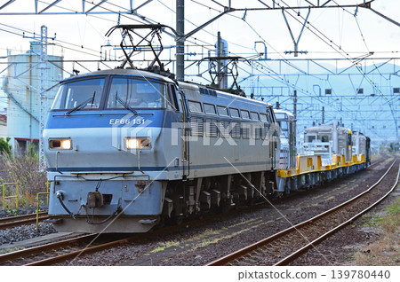 東海道本線、青正貨運線、JR貨運、EF66 131系+E195系1000系、ST-2+ST-3編隊 東海道本線、青正貨運線、JR貨運、EF66 131系+E195系1000系、ST-2+ST-3編隊 139780440