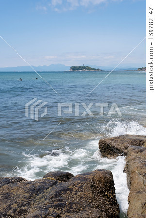 從鎌倉市稻村崎眺望大海。 從鎌倉市稻村崎眺望大海。 139782147