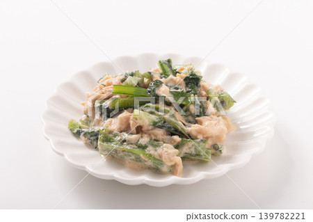 [Akita Prefecture-grown thistle] Thistle, tuna, and mayonnaise salad 139782221