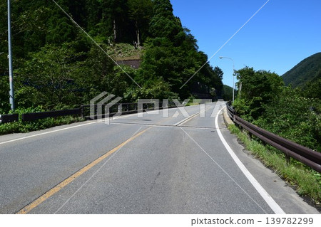 Mountain road Shonai, Yamagata Prefecture Mountain road Shonai, Yamagata Prefecture 139782299