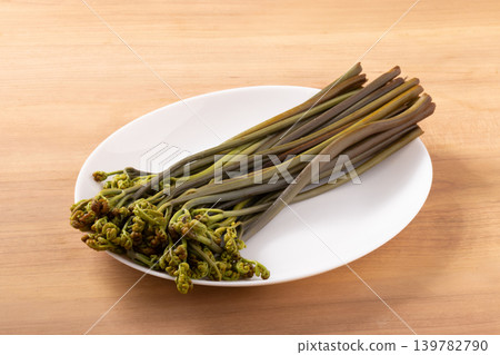 【秋田縣產蕨菜】預處理蕨菜 139782790