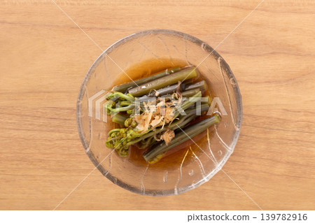 [Akita Prefecture-grown bracken] Pickled bracken in soy sauce 139782916