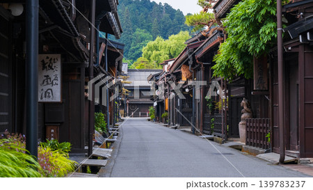 飛Tak高山的老城鎮景觀 139783237