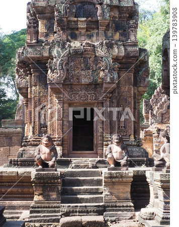 Banteay Srei: The Mona Lisa of the East Banteay Srei: The Mona Lisa of the East 139783908