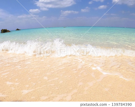 17 End Beach at Shimoji Airport, Miyako Island 139784390