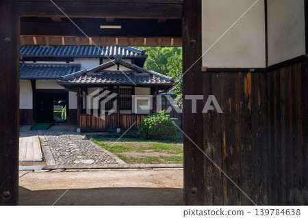 我拍攝了小野池新殿，這是富商小野池家族的故居，現在對外開放。 139784638