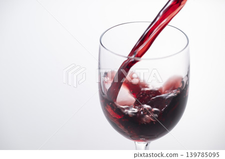 倒紅酒 倒紅酒 139785095