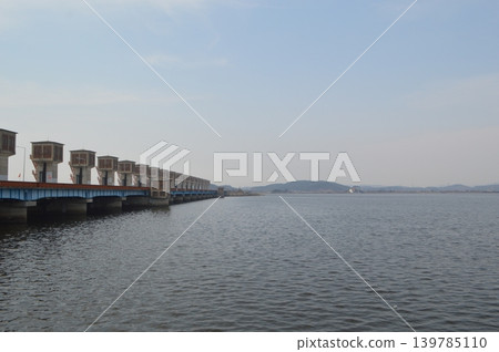 A view of the Geum River (formerly the Baekgang River) in Gunsan City, South Korea. A view of the Geum River (formerly the Baekgang River) in Gunsan City, South Korea. 139785110