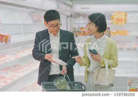 超級市場 超市 夫婦 139786268