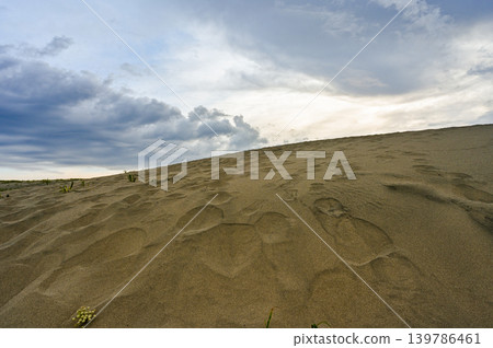 Nakatajima Sand Dunes in Hamamatsu City, Shizuoka Prefecture Nakatajima Sand Dunes in Hamamatsu City, Shizuoka Prefecture 139786461