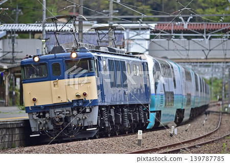 中央本線上野原JR東EF64-1030(長岡)+ 251系列RE-3編隊(大宮)報廢車輛 中央本線上野原JR東EF64-1030(長岡)+ 251系列RE-3編隊(大宮)報廢車輛 139787785