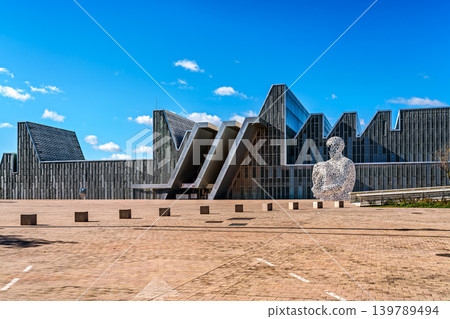 Zaragoza in Spain hosted the World Expo in 2008 139789494