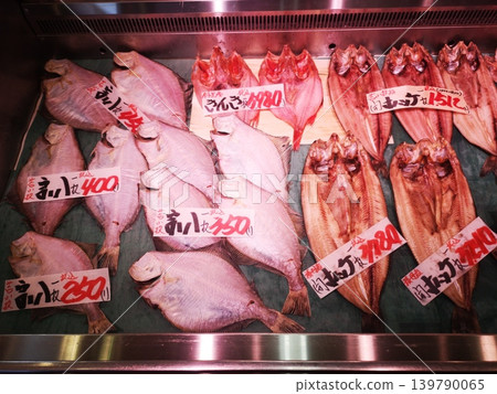 Market at Tomakomai Port, Hokkaido Market at Tomakomai Port, Hokkaido 139790065