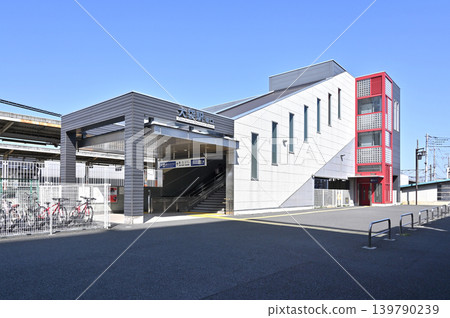 Railway (Private Railway): Tobu Isesaki Line, Obukuro Station East Exit 139790239