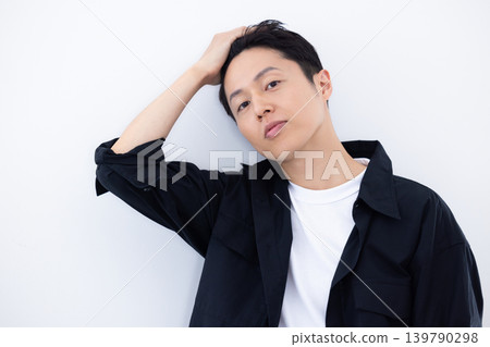 美麗的影像:一位中年男子的肖像 美麗的影像:一位中年男子的肖像 139790298