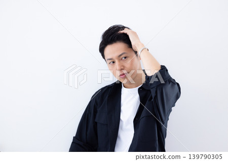 美麗的影像:一位中年男子的肖像 美麗的影像:一位中年男子的肖像 139790305
