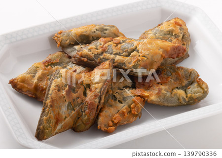 [Miyagi Prefecture] Deep-fried wakame seaweed stems 139790336