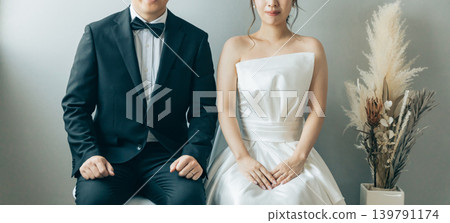 新郎新娘正在拍攝婚紗照（婚禮、儀式、新娘照） 139791174