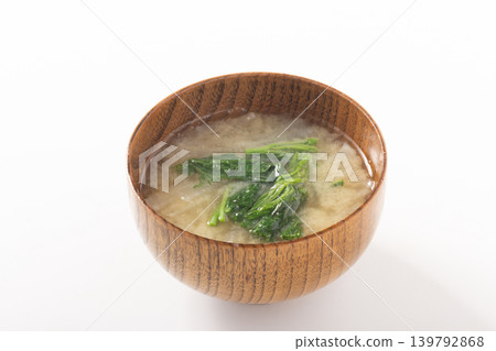 [Akita Prefecture-grown wild vegetable] Aiko (a type of wild vegetable) in miso soup 139792868