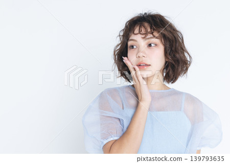 美女圖片：年輕女子肖像 139793635