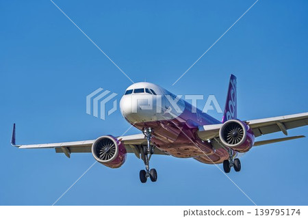 下午,飛機降落在宮城縣名取市仙台機場。 下午,飛機降落在宮城縣名取市仙台機場。 139795174