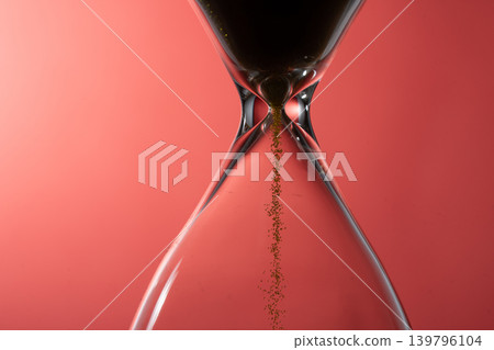Hourglass 139796104