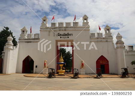White Gate of Thai Historical Site 139800250