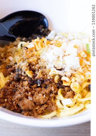 Delicious soupless tantan noodles Delicious soupless tantan noodles 139801262