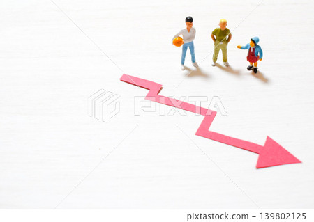 出生率下降的圖片 出生率下降的圖片 139802125