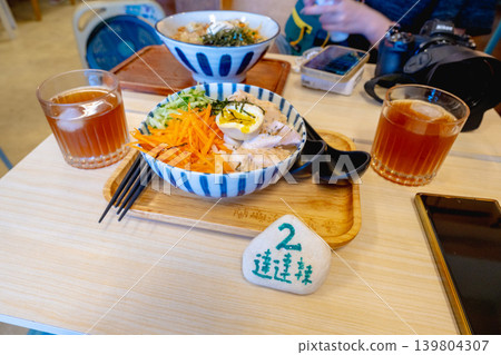 台灣台東蘭嶼美食:海島遊特色餐廳:雞胸烏龍冷麵; 台灣台東蘭嶼美食:海島遊特色餐廳:雞胸烏龍冷麵; 139804307