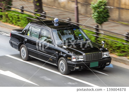  出租車 139804878