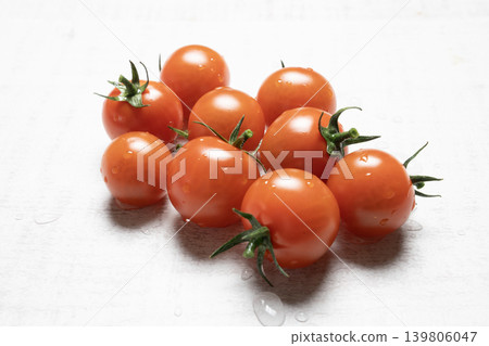 White background and cherry tomatoes White background and cherry tomatoes 139806047