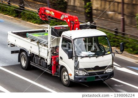 帶起重機的卡車 帶起重機的卡車 139806224