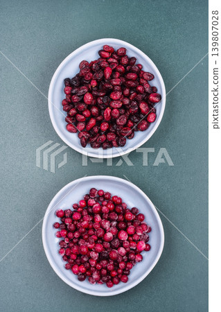 Organic frozen and dried cranberries Organic frozen and dried cranberries 139807028