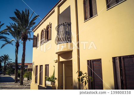 Detail of a building facade 139808338