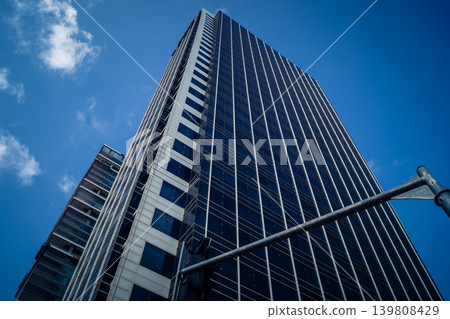 Streets of tel aviv with typical urban architecture and residential buildings Streets of tel aviv with typical urban architecture and residential buildings 139808429