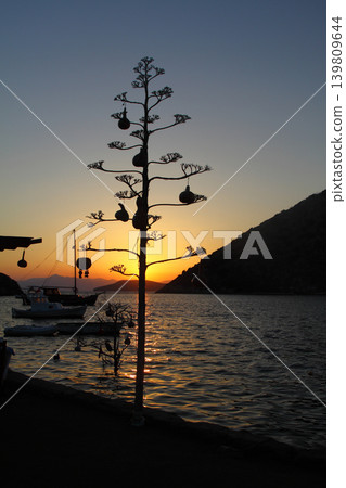 Seaside town of Turgutreis and spectacular sunsets 139809644
