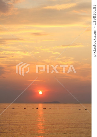Seaside town of Turgutreis and spectacular sunsets 139810183