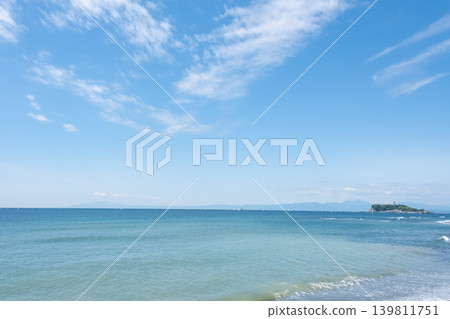 從稻村崎眺望江之島 從稻村崎眺望江之島 139811751