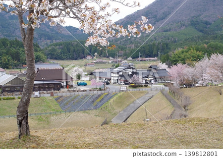 北廣島町豐平市春季路邊驛站景色 139812801