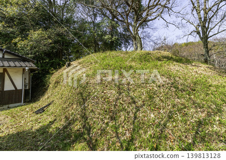 Niman Otsuka Tumulus, Kurashiki City, Okayama Prefecture 139813128