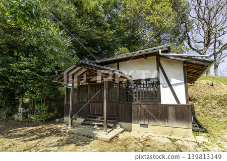 Niman Otsuka Tumulus, Nima Shrine, Kurashiki City, Okayama Prefecture Niman Otsuka Tumulus, Nima Shrine, Kurashiki City, Okayama Prefecture 139813149