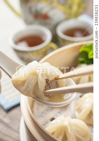 Dim sum with xiao long bao Dim sum with xiao long bao 139816231