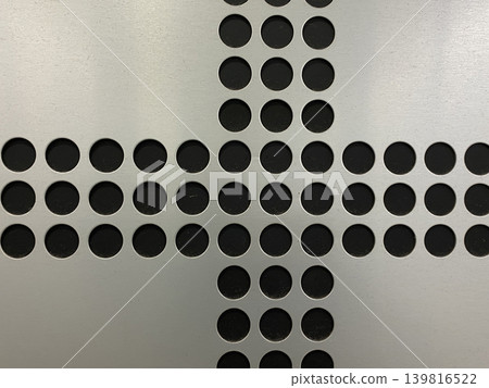 The regular hole pattern and shadow effect of the metal plate 139816522