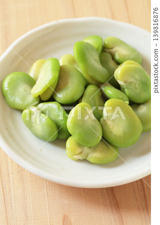 Boiled bean Boiled bean 139816876