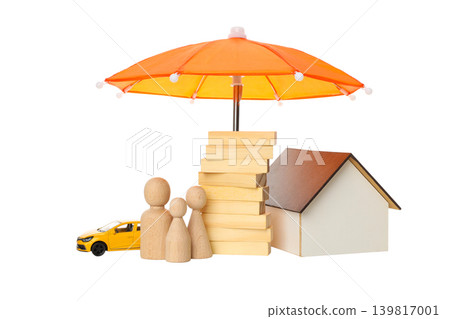 Models depict insurance for home, car, and figures, isolated, PNG Models depict insurance for home, car, and figures, isolated, PNG 139817001