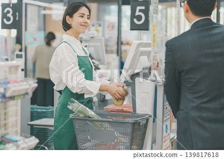 super market, supermarket, cash register 139817618