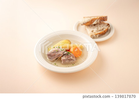 蔬菜排骨燉菜！ 139817870